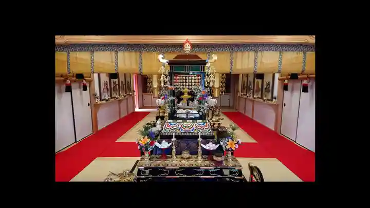 音蔵寺の本殿・本堂