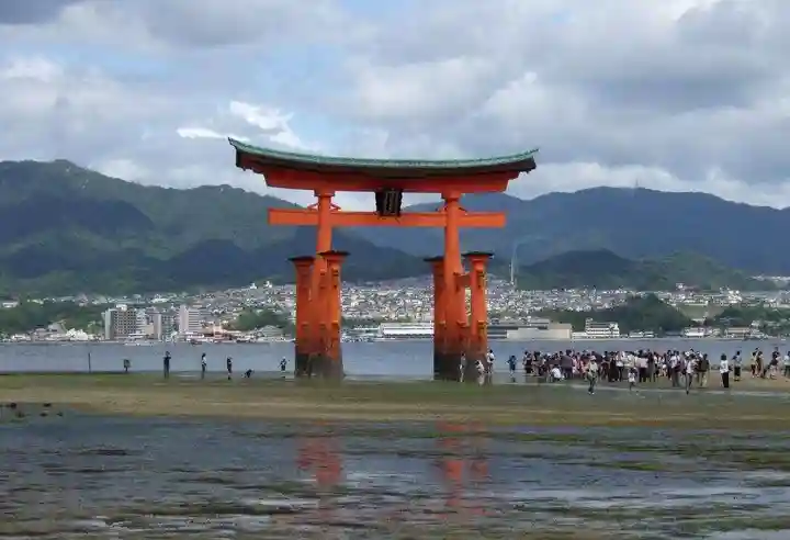 厳島神社(広島県)