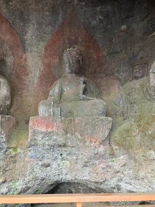 菅尾磨崖仏(大分県)