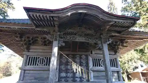 横山神社の本殿