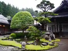 西室院の庭園