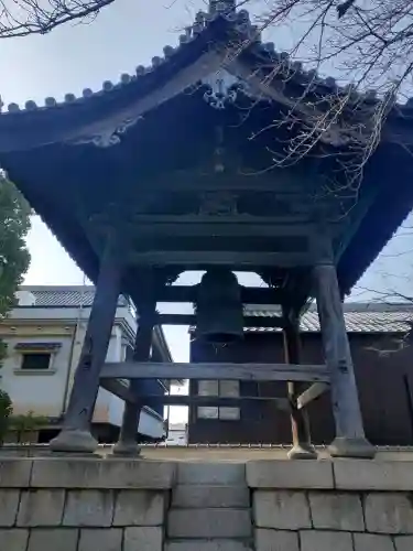本願寺堺別院の{uncategorized: "未分類", other: "その他", undefined: "問題あり", building: "その他建物", grave: "お墓", sacred_gate: "鳥居", guardian: "狛犬", statue: "像", buddha: "仏像", history: "歴史", nature: "自然", garden: "庭園", animal: "動物", pagoda: "塔", temizu: "手水舎", mountain_gate: "山門・神門", sanctuary: "本殿・本堂", subordinate: "末社・摂社", art: "芸術", scenery: "景色", jizo: "地蔵", ema: "絵馬", goshuin: "御朱印", omikuji: "おみくじ", items: "授与品その他", amulet: "お守り", goshuincho: "御朱印帳", eats: "食事", festival: "お祭り", votive_dance: "神楽", shichigosan: "七五三参", wedding: "結婚式", experience: "体験その他", initially: "初詣", around: "周辺", anti_infection: "感染症対策"}