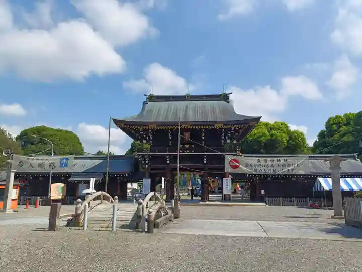 真清田神社の山門・神門