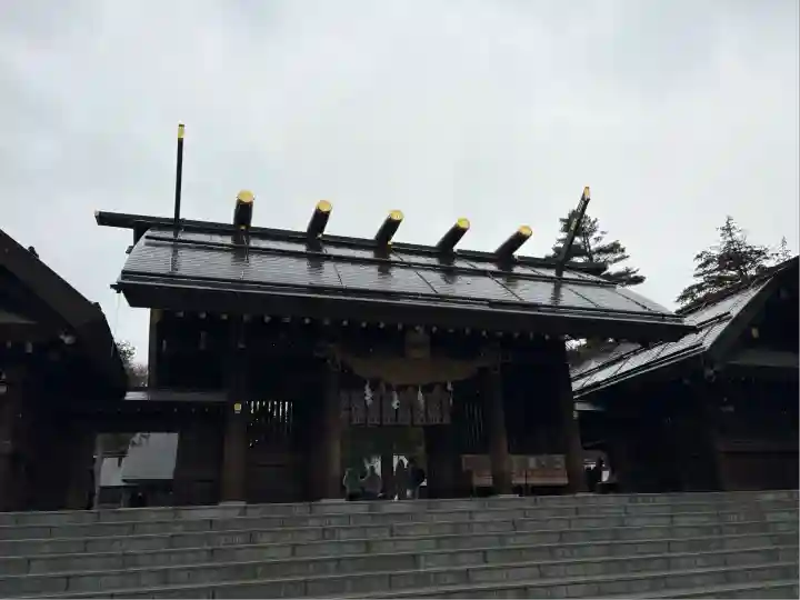 北海道神宮の山門・神門
