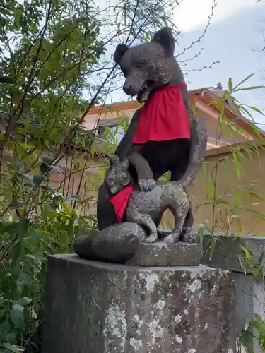 白笹稲荷神社の狛犬