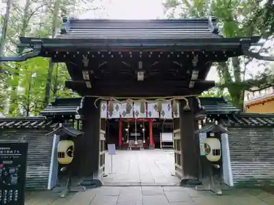 赤坂氷川神社の山門・神門