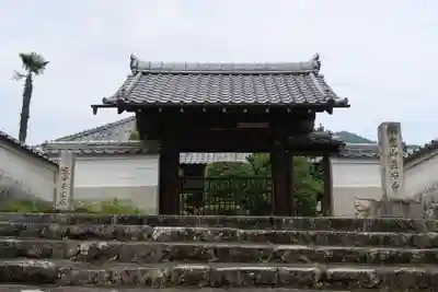 盛安寺の山門・神門
