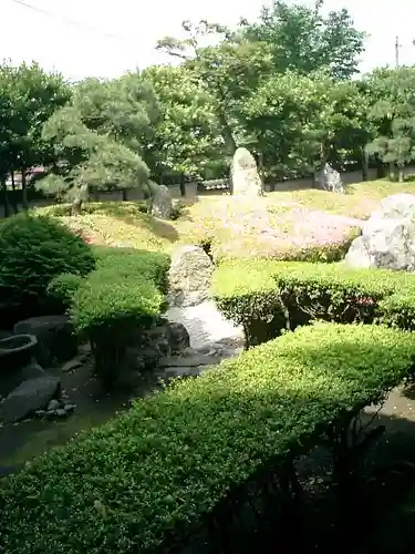 光明寺の庭園