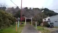 三峰神社の建物その他