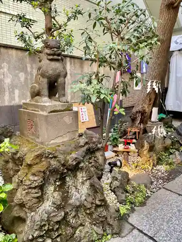 末廣神社の狛犬