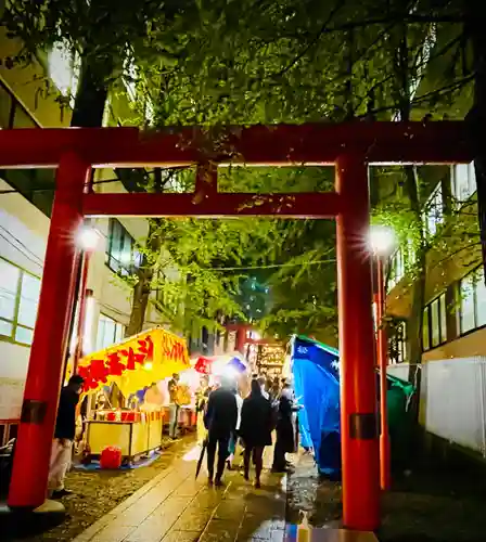 花園神社の鳥居