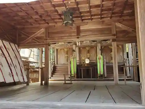 阿陀岡神社の本殿・本堂