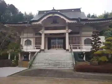 法峰寺の本殿・本堂