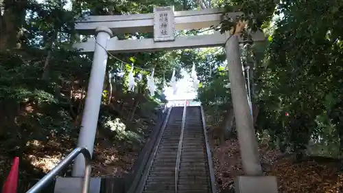 神鳥前川神社の鳥居