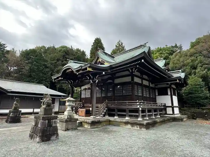 落合白山神社の本殿・本堂