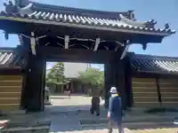 桑名別院本統寺の山門・神門