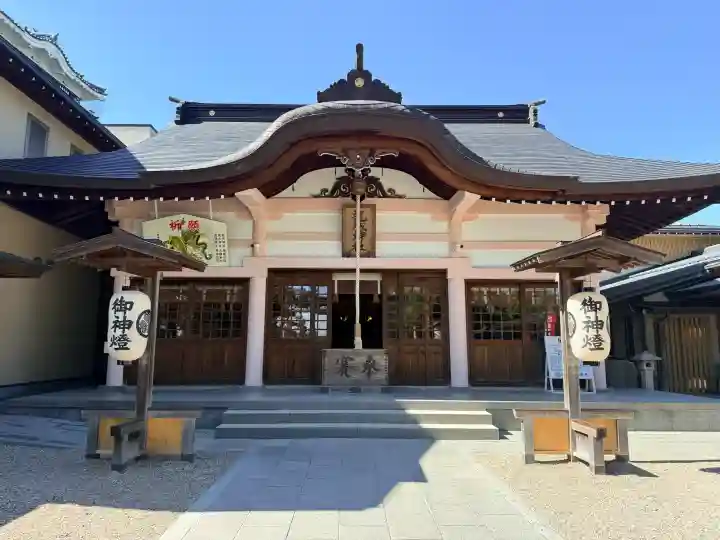 龍城神社の{uncategorized: "未分類", other: "その他", undefined: "問題あり", building: "その他建物", grave: "お墓", sacred_gate: "鳥居", guardian: "狛犬", statue: "像", buddha: "仏像", history: "歴史", nature: "自然", garden: "庭園", animal: "動物", pagoda: "塔", temizu: "手水舎", mountain_gate: "山門・神門", sanctuary: "本殿・本堂", subordinate: "末社・摂社", art: "芸術", scenery: "景色", jizo: "地蔵", ema: "絵馬", goshuin: "御朱印", omikuji: "おみくじ", items: "授与品その他", amulet: "お守り", goshuincho: "御朱印帳", eats: "食事", festival: "お祭り", votive_dance: "神楽", shichigosan: "七五三参", wedding: "結婚式", experience: "体験その他", initially: "初詣", around: "周辺", anti_infection: "感染症対策"}