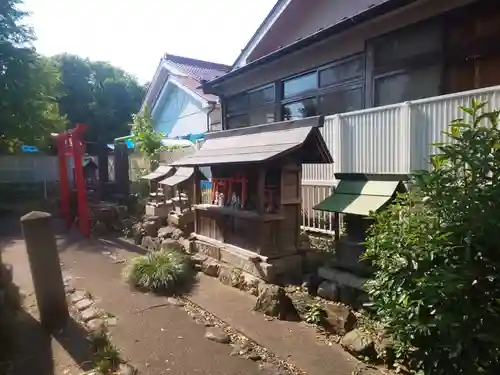 天王坊稲荷神社の末社・摂社