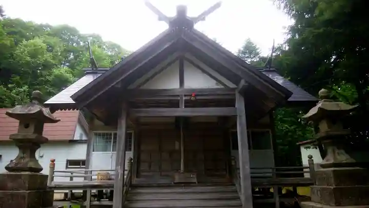 大鳥神社の本殿・本堂