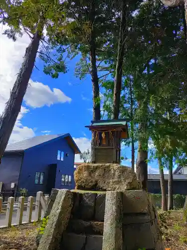 六所社（郷中）の末社・摂社