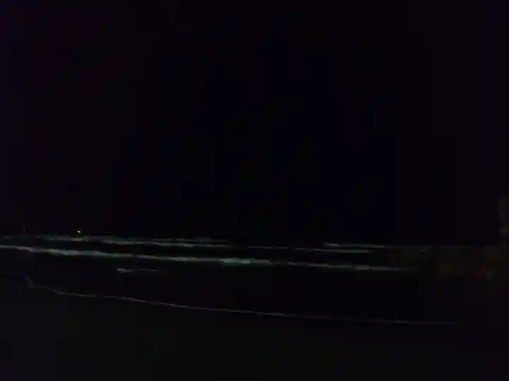 稲佐の浜 弁天島(島根県)