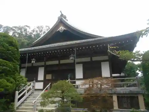 報国寺の本殿・本堂