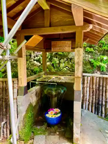 大聖寺（亀岡文殊）の{uncategorized: "未分類", other: "その他", undefined: "問題あり", building: "その他建物", grave: "お墓", sacred_gate: "鳥居", guardian: "狛犬", statue: "像", buddha: "仏像", history: "歴史", nature: "自然", garden: "庭園", animal: "動物", pagoda: "塔", temizu: "手水舎", mountain_gate: "山門・神門", sanctuary: "本殿・本堂", subordinate: "末社・摂社", art: "芸術", scenery: "景色", jizo: "地蔵", ema: "絵馬", goshuin: "御朱印", omikuji: "おみくじ", items: "授与品その他", amulet: "お守り", goshuincho: "御朱印帳", eats: "食事", festival: "お祭り", votive_dance: "神楽", shichigosan: "七五三参", wedding: "結婚式", experience: "体験その他", initially: "初詣", around: "周辺", anti_infection: "感染症対策"}