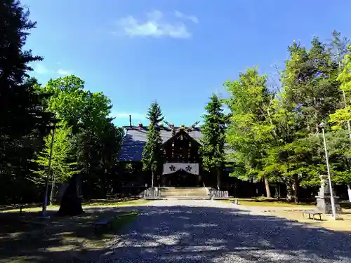 上川神社の本殿