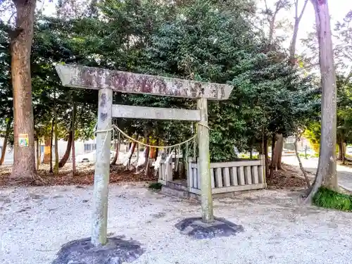 御鍬神社の鳥居