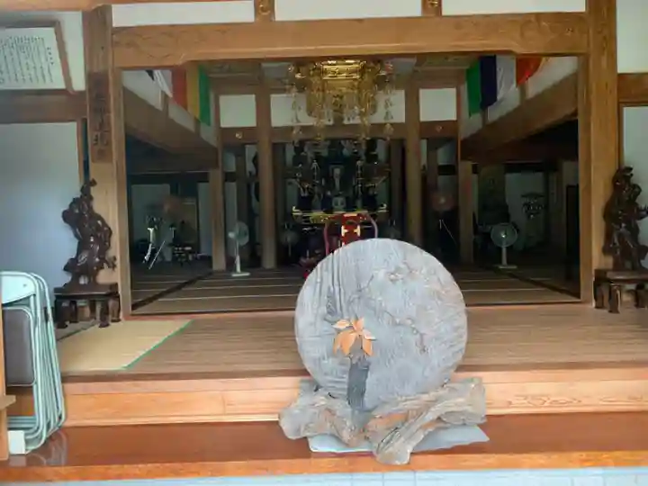 延長寺の本殿・本堂