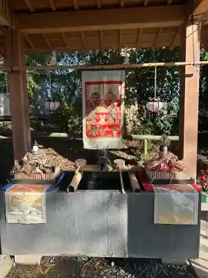 下野 星宮神社の{uncategorized: "未分類", other: "その他", undefined: "問題あり", building: "その他建物", grave: "お墓", sacred_gate: "鳥居", guardian: "狛犬", statue: "像", buddha: "仏像", history: "歴史", nature: "自然", garden: "庭園", animal: "動物", pagoda: "塔", temizu: "手水舎", mountain_gate: "山門・神門", sanctuary: "本殿・本堂", subordinate: "末社・摂社", art: "芸術", scenery: "景色", jizo: "地蔵", ema: "絵馬", goshuin: "御朱印", omikuji: "おみくじ", items: "授与品その他", amulet: "お守り", goshuincho: "御朱印帳", eats: "食事", festival: "お祭り", votive_dance: "神楽", shichigosan: "七五三参", wedding: "結婚式", experience: "体験その他", initially: "初詣", around: "周辺", anti_infection: "感染症対策"}