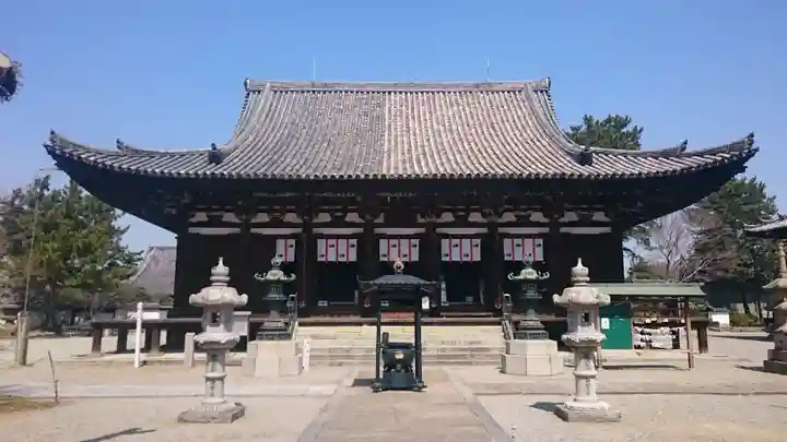 鶴林寺の本殿・本堂