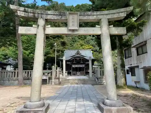 四所神社の鳥居