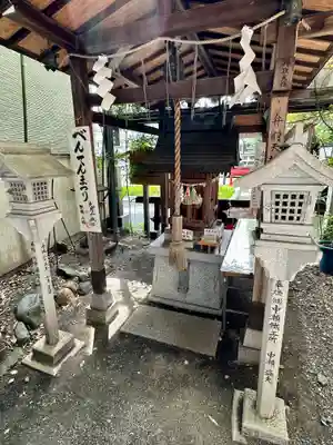 若一神社の末社・摂社
