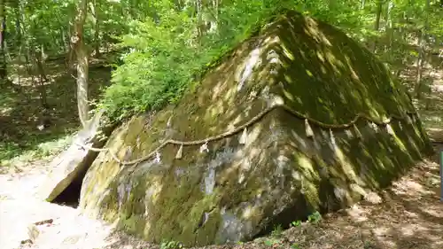 丹内山神社の建物その他