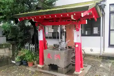 女塚神社の手水舎