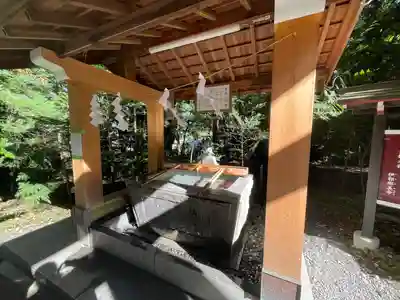 新屋山神社(山梨県)