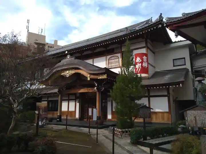 放生寺の本殿・本堂