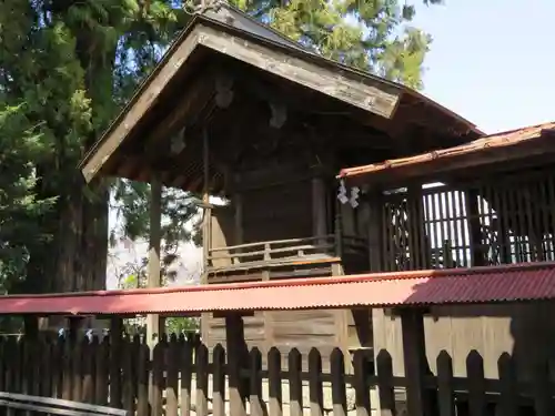 両之木八幡宮の本殿・本堂