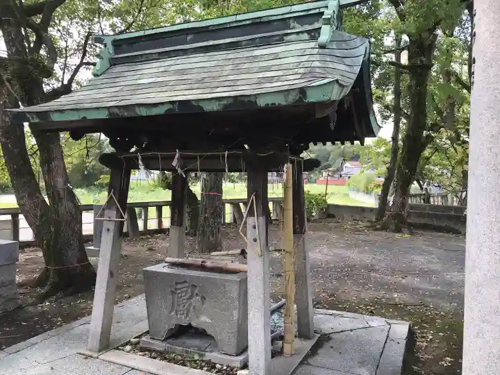 皇祖神社の手水舎