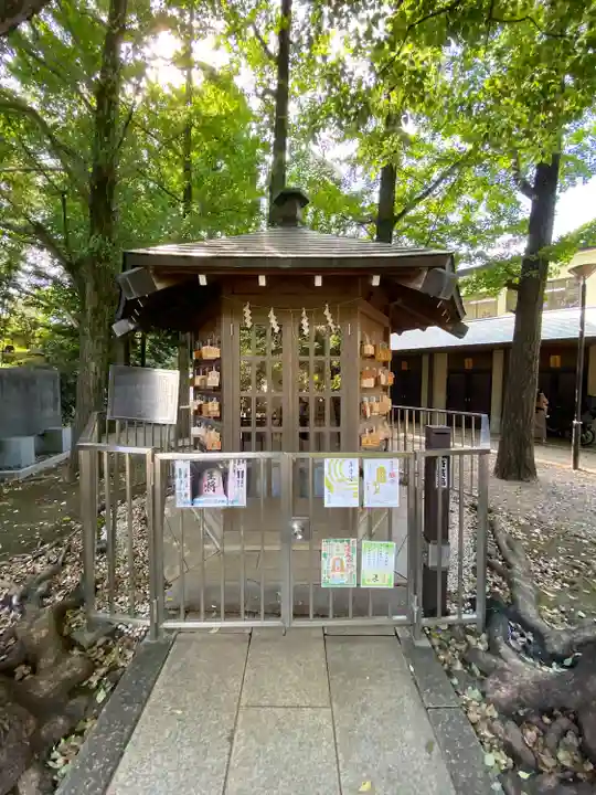 鳩森八幡神社の末社・摂社