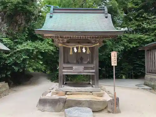 八重垣神社の末社