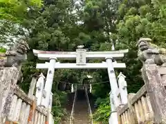 白髭神社の鳥居