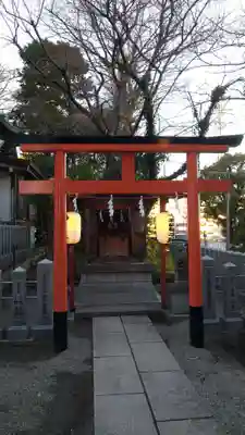 星川杉山神社の末社・摂社