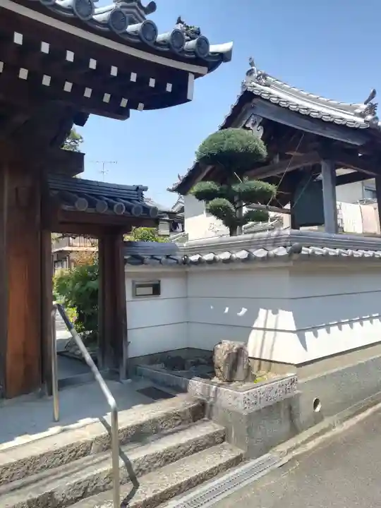 光徳寺の山門・神門