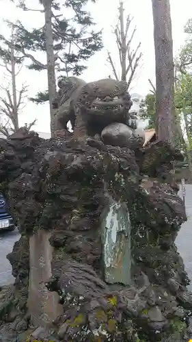 お三の宮日枝神社の狛犬