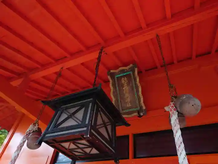 鶴若稲荷神社の本殿・本堂