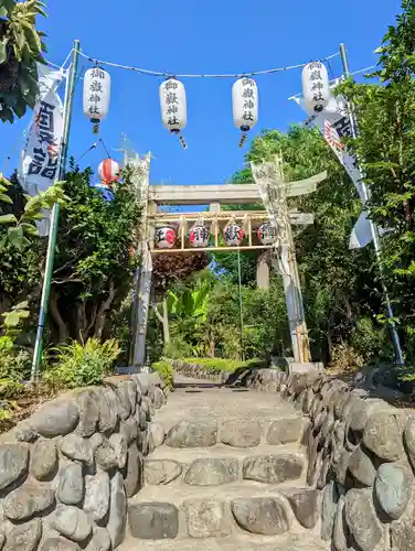 横浜御嶽神社の鳥居