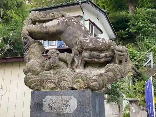 石都々古和気神社の狛犬