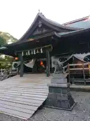 府八幡宮の本殿